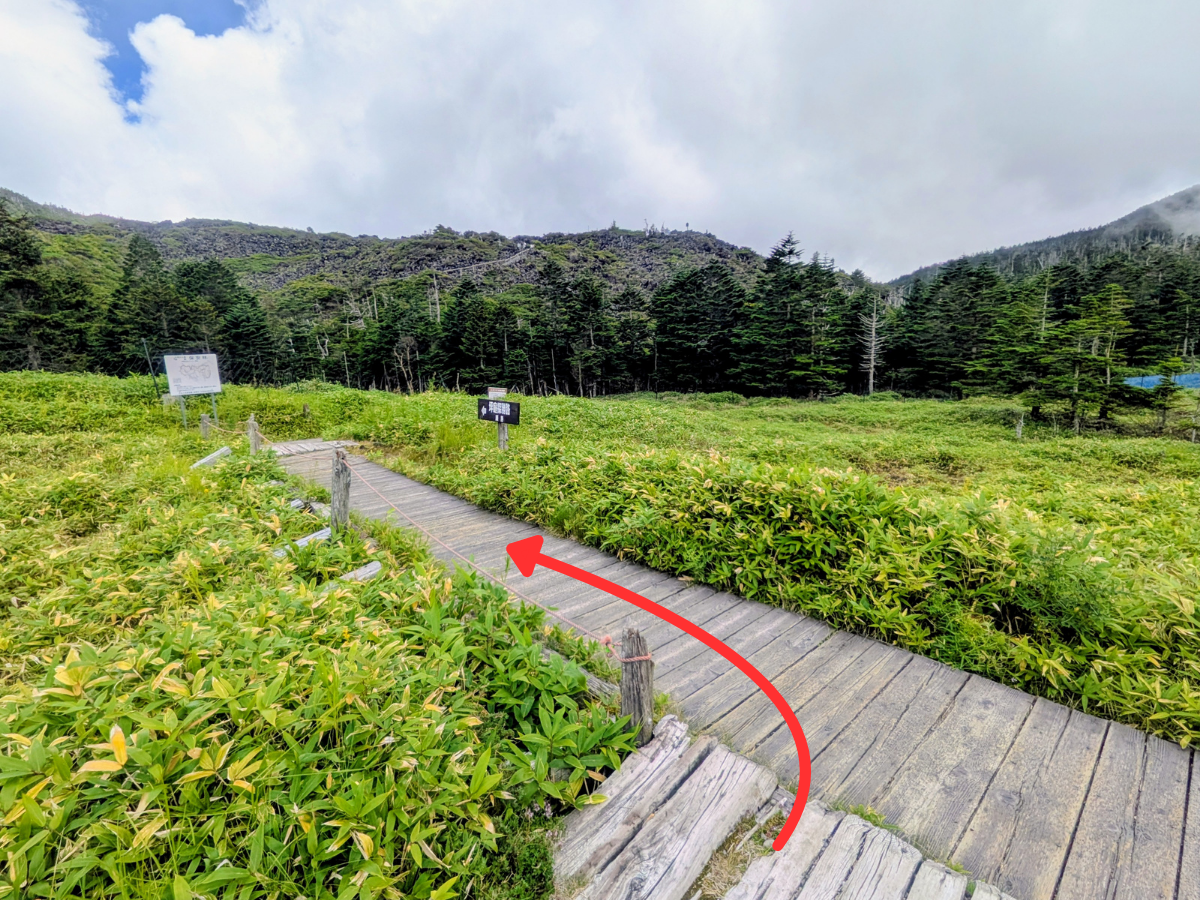 北横岳(山頂駅から北横岳山頂)